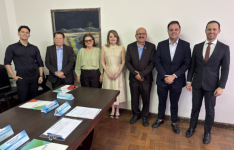 Jucec apresenta avanços na análise de processos e reforça estratégia de qualificação durante plenária de vogais