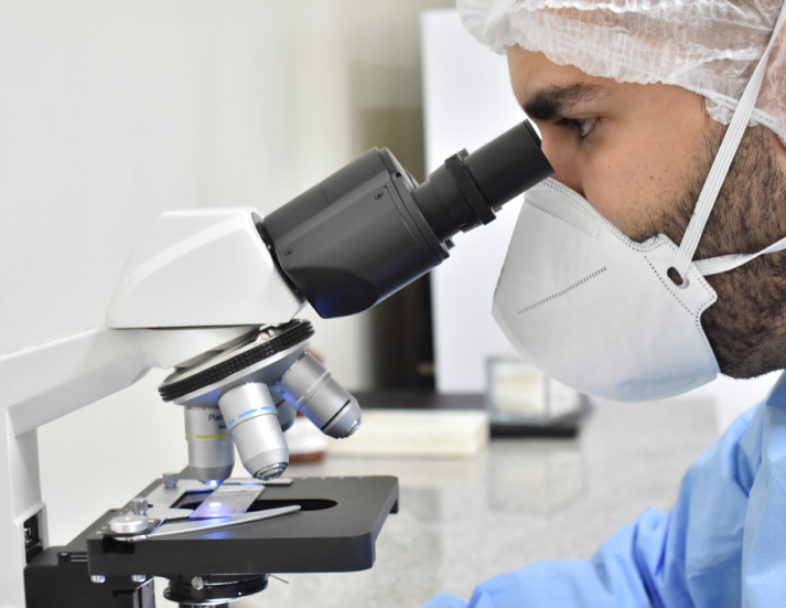 Ciência que protege: Laboratório Regional de Saúde Pública de Icó amplia capacidade diagnóstica e aproxima serviços da população