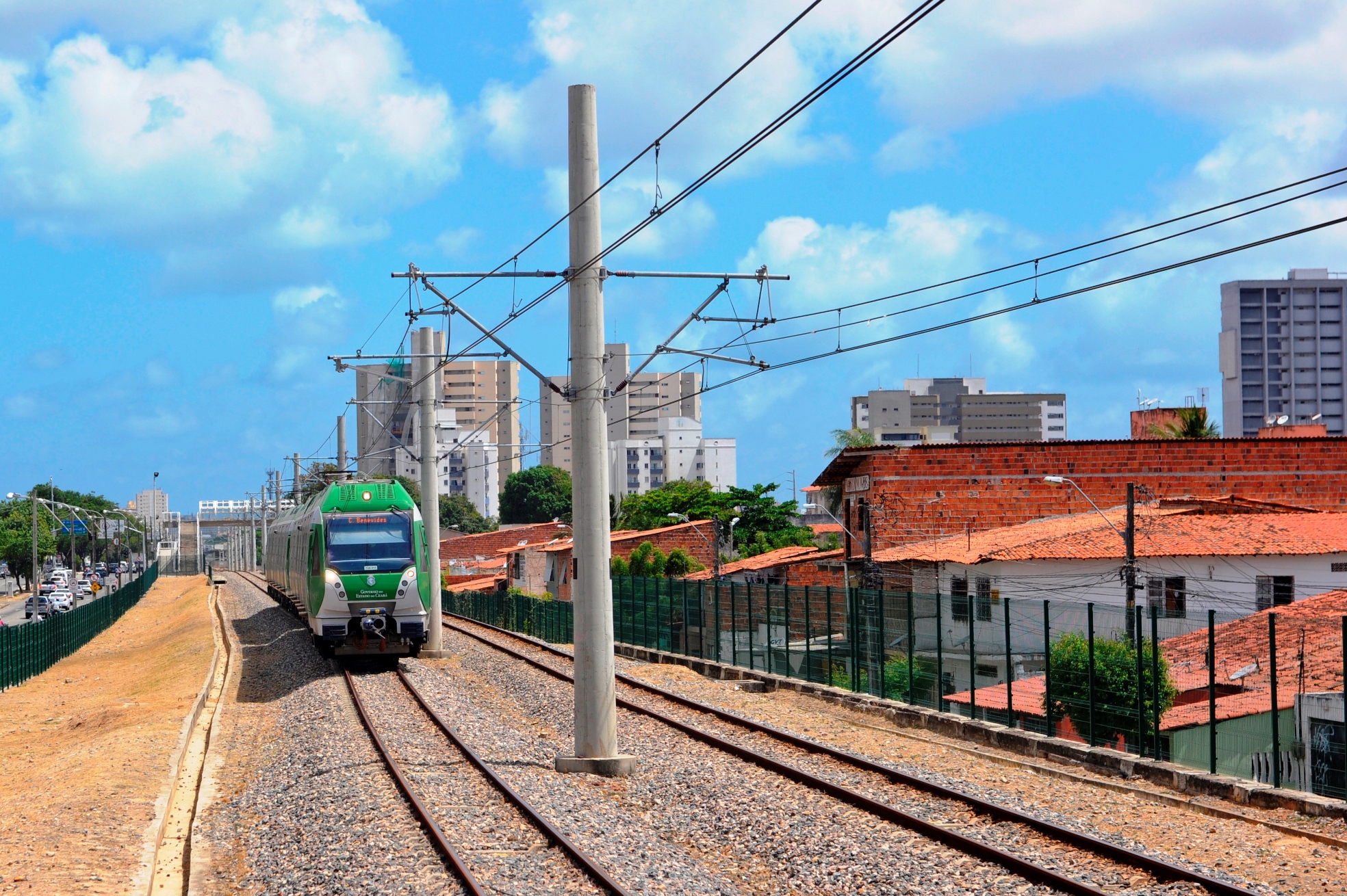 Trecho na Linha Oeste receberá ações de limpeza e educação ambiental
