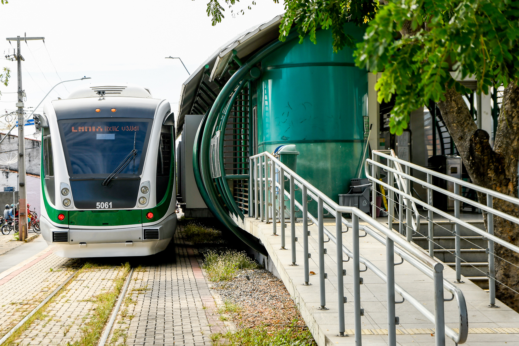 Metrô e VLTs gratuitos no segundo domingo de Enem 2023. Veja os horários