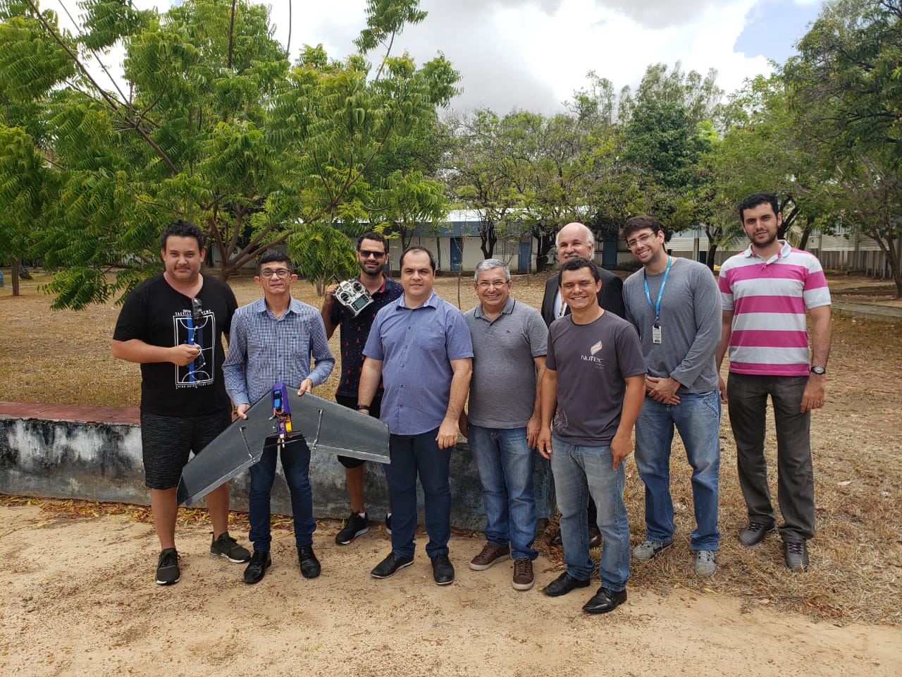 Nutec realiza apresentação de projeto de asa fixa