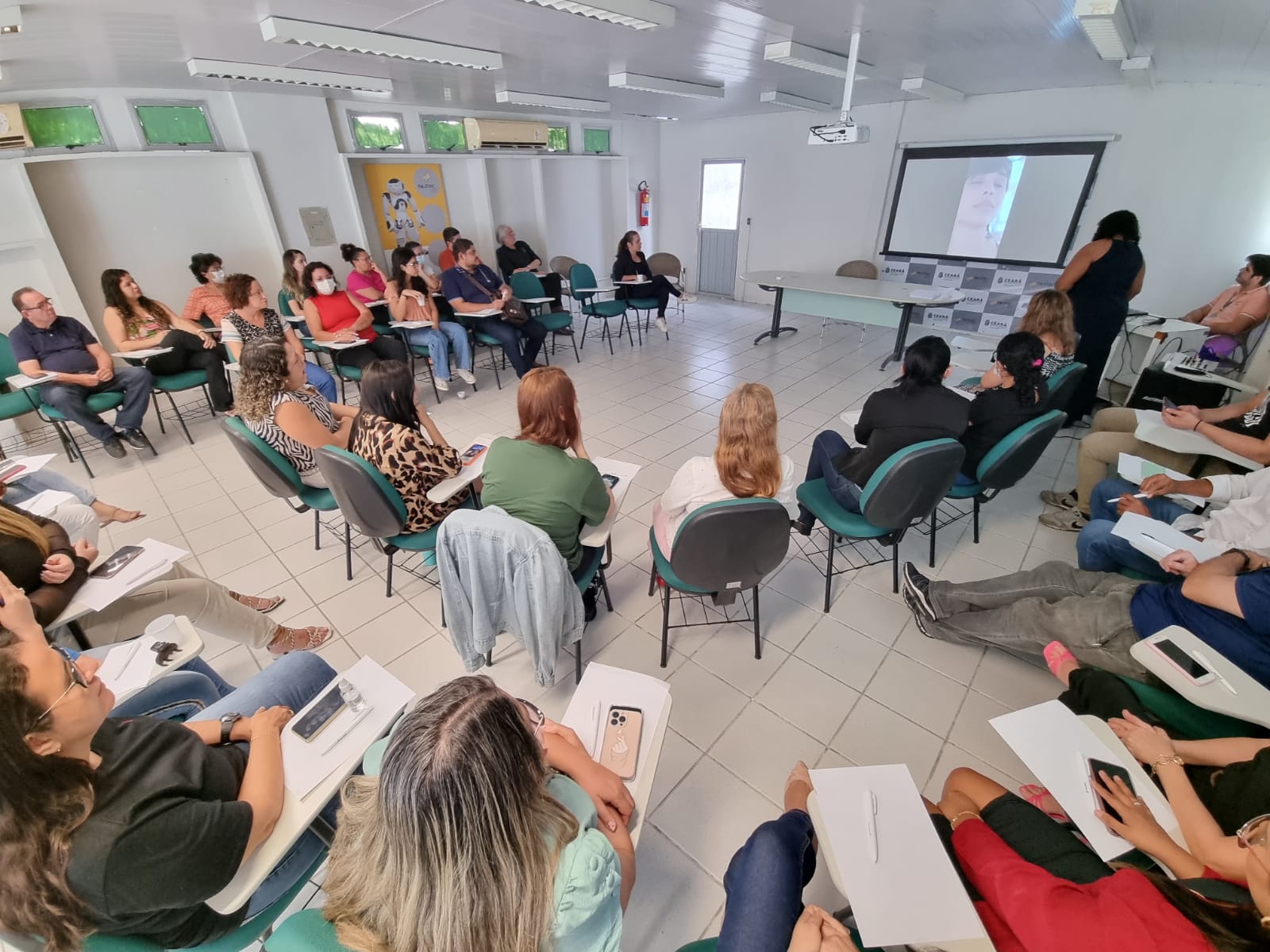 Evento para colaboradores aborda temas relacionados à saúde mental