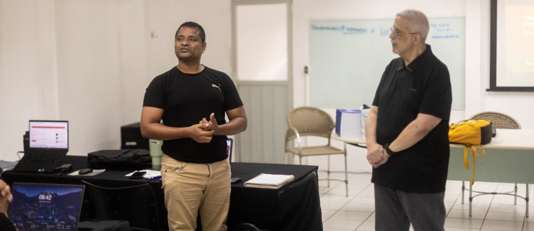 Nutec sedia curso de qualificação para inspetores de pintura industrial em Fortaleza