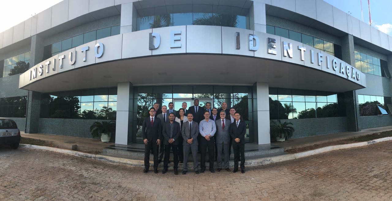 Coordenador da Pefoce visita Centro de Identificação da Polícia Civil do DF