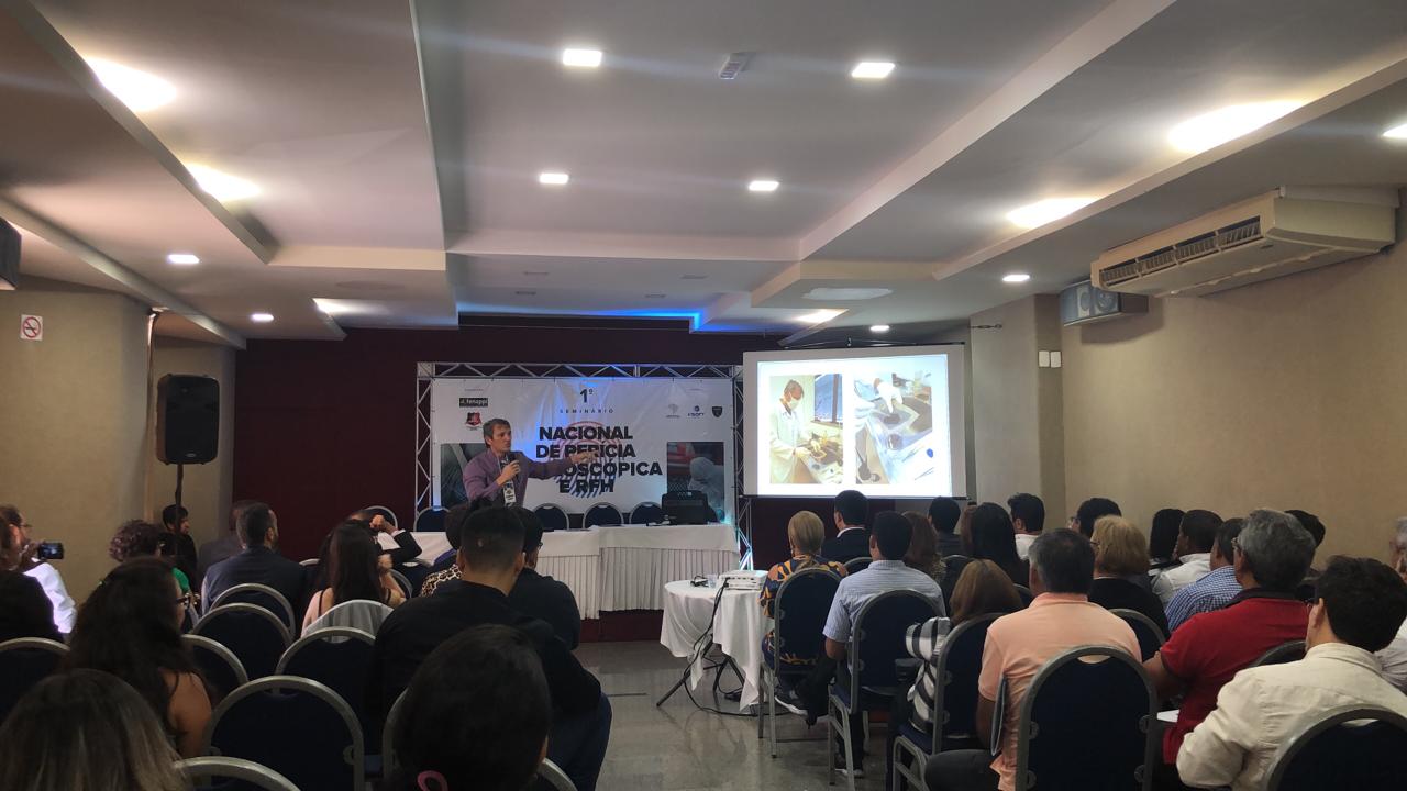 Servidor da Pefoce realiza palestra em encontro de papiloscopia realizado em João Pessoa