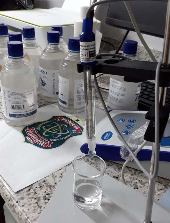 Peritos alertam para os riscos do álcool em gel falsificado