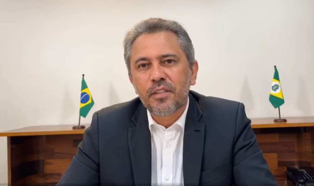 Em live, Elmano de Freitas anuncia convocação de 79 candidatos aprovados no último concurso da Pefoce