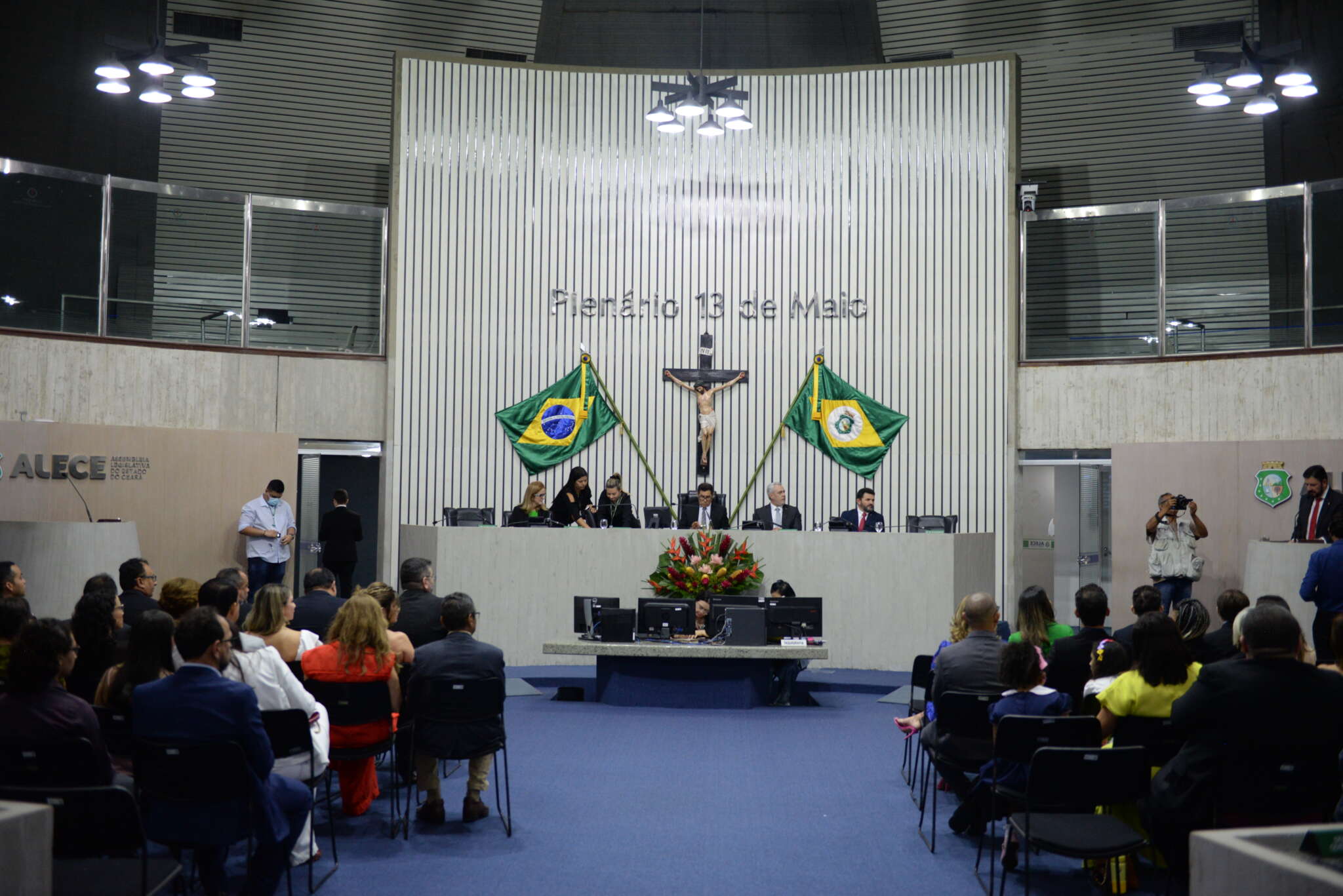 Dia do Perito Criminal é celebrado em solenidade promovida pela Alece