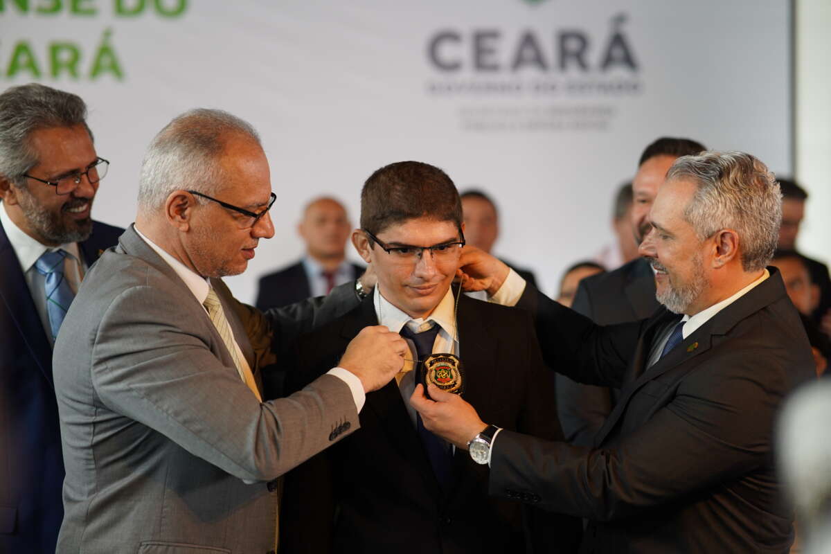 Perícia Forense do Ceará recebe reforço de 80 novos peritos e auxiliares de perícia