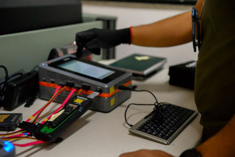 Tecnologia de padrão internacional reforça atuação da Pefoce na perícia digital