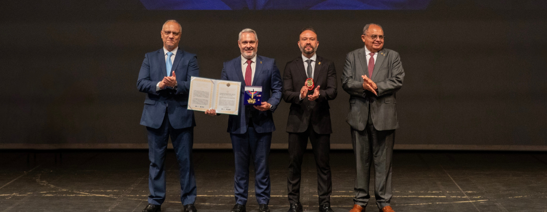 Perito-geral é homenageado durante celebração dos 15 anos da Aesp