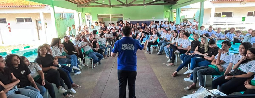 PEFOCE nas Escolas: programa apresenta o trabalho dos peritos aos estudantes