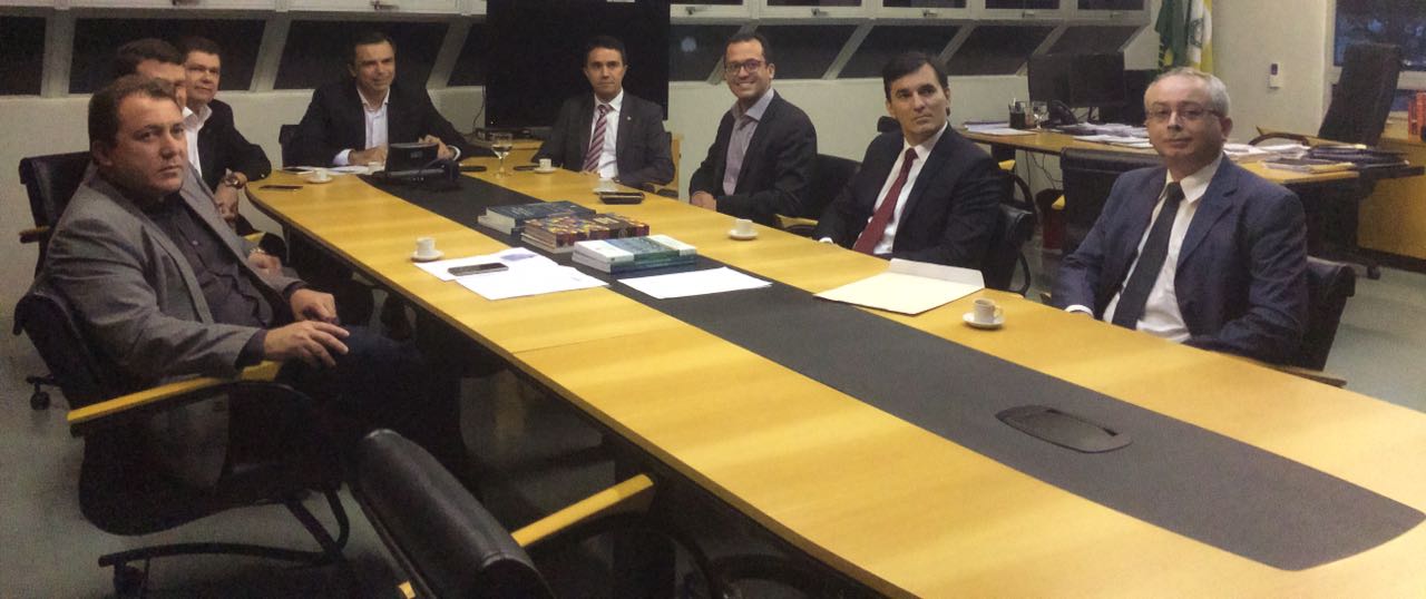 PGE-CE recebe secretários para traçar estratégias de combate à sonegação fiscal