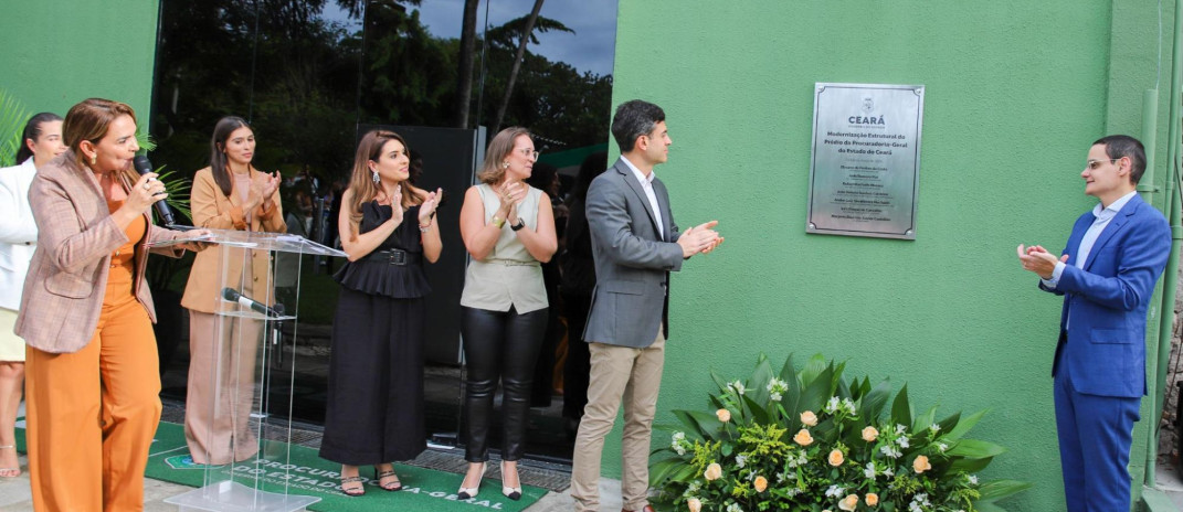 PGE-CE dá início às comemorações dos 50 anos da instituição com solenidade de descerramento de placa comemorativa