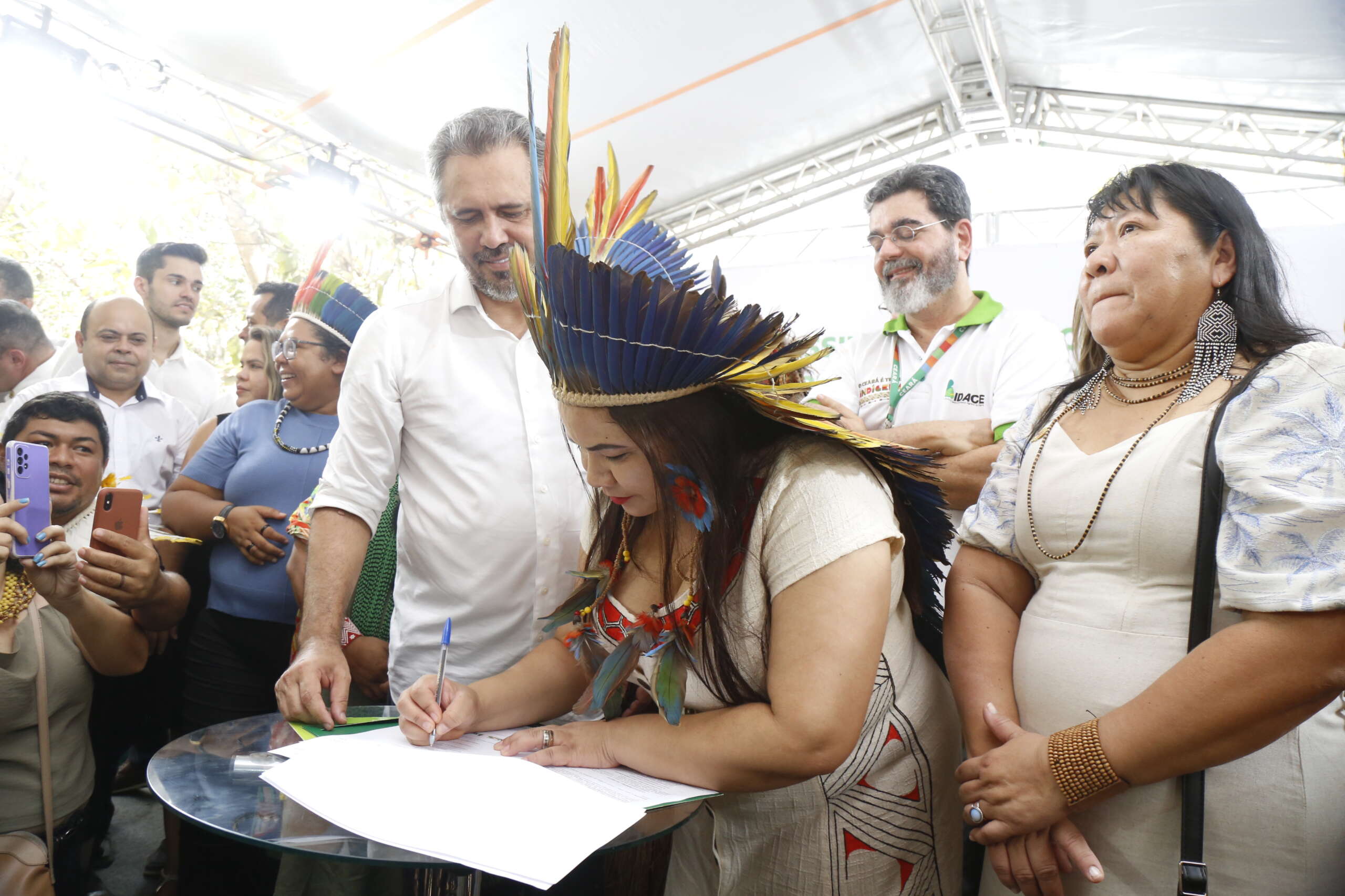 Governo do Ceará e Governo Federal assinam acordo para acelerar demarcação de quatro terras indígenas