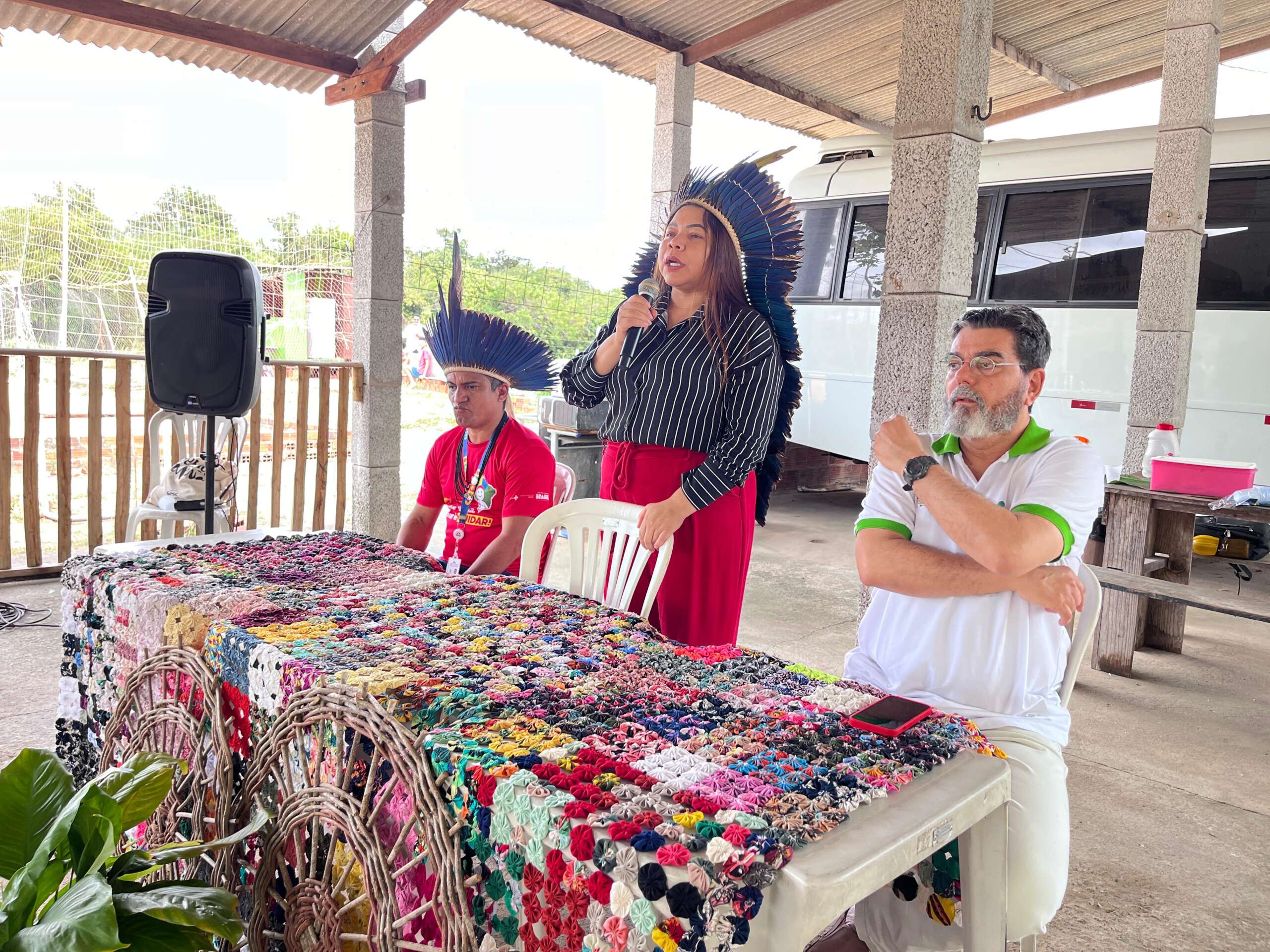 Idace e SEPINCE entregam títulos de terra a famílias indígenas Anacé em Caucaia