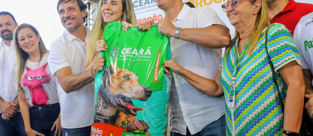 Governo do Ceará lança programa Ração do Bem para apoiar animais em vulnerabilidade