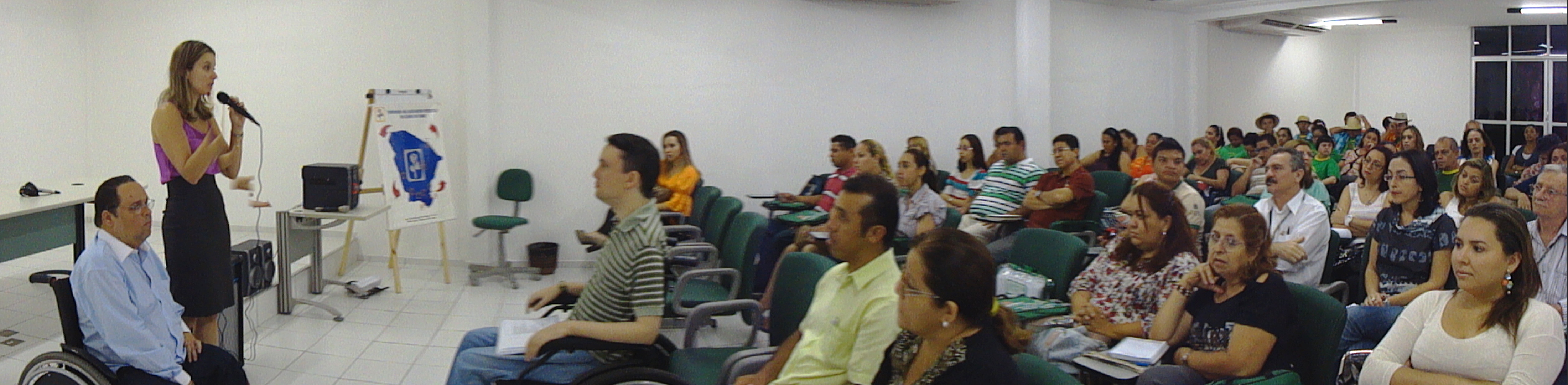 Sejus capacita sobre atendimento à pessoa com deficiência dentro do sistema penitenciário