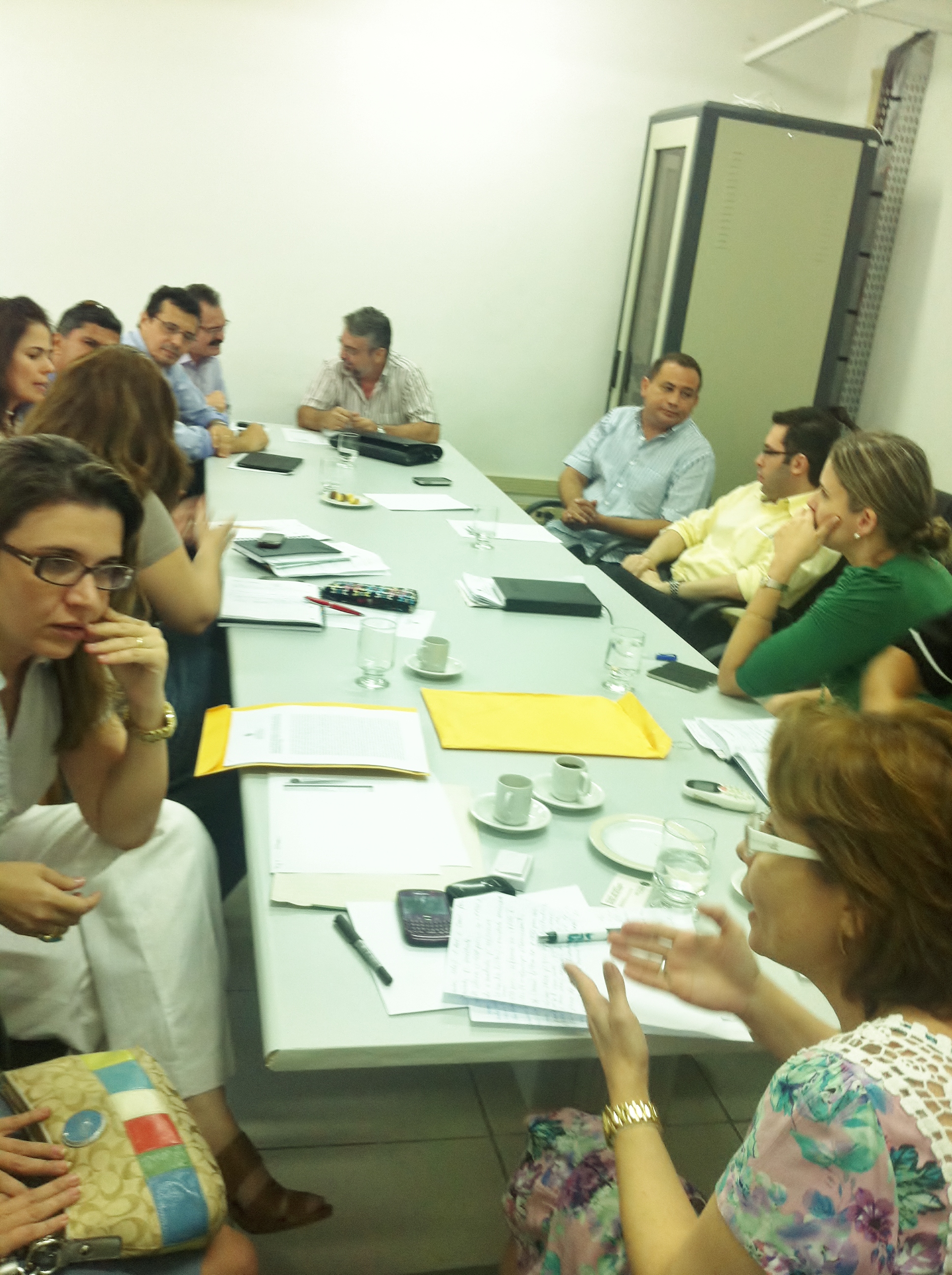 Sejus reune promotores, juízes e defensores para discutir a situação de presos do regime semiaberto