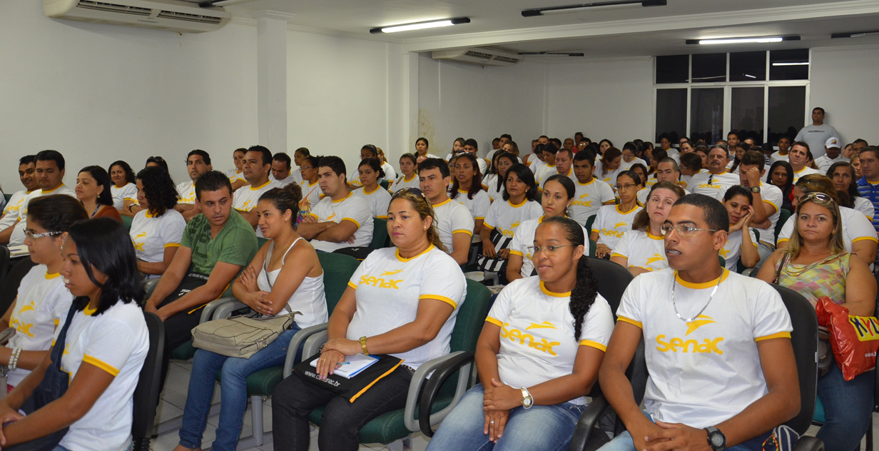 Sejus promove palestra sobre tráfico de pessoas para alunos do Pronatec