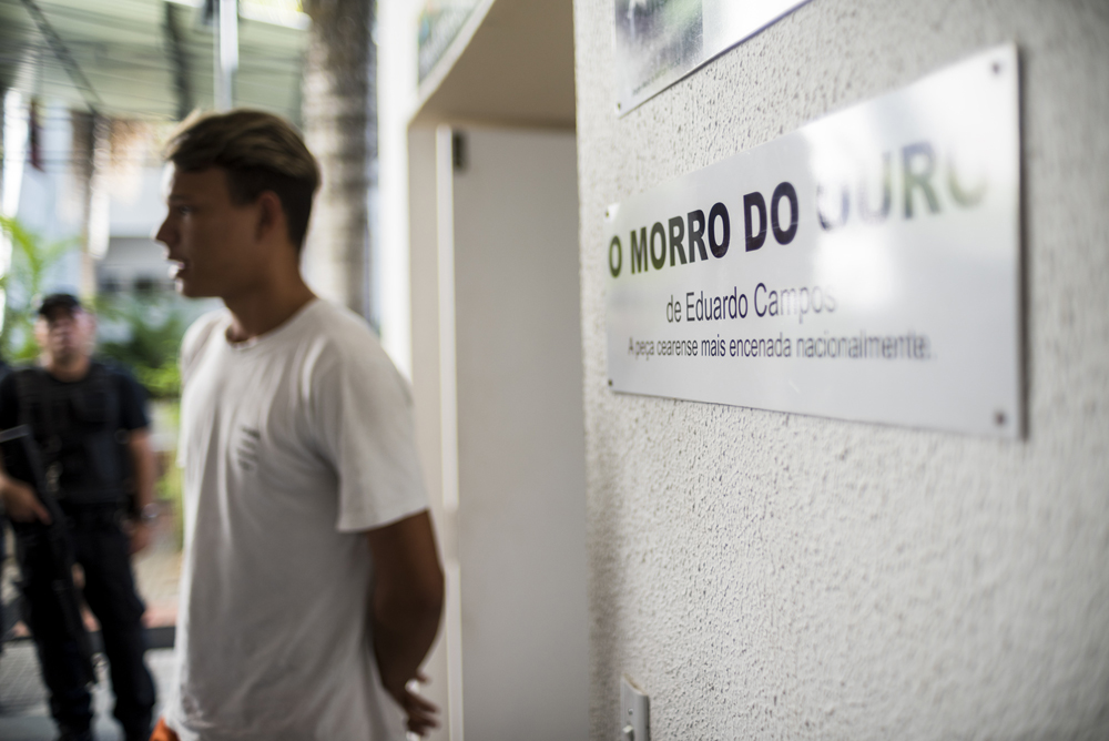 Internos assistem à peça e discutem sobre preconceito e violência contra a mulher