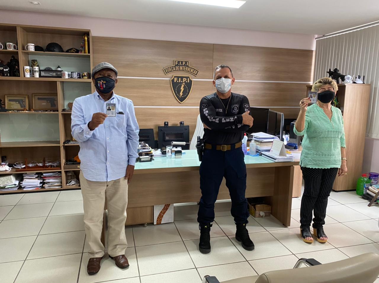 SAP inicia entrega das novas carteiras funcionais com a identidade de Polícia Penal
