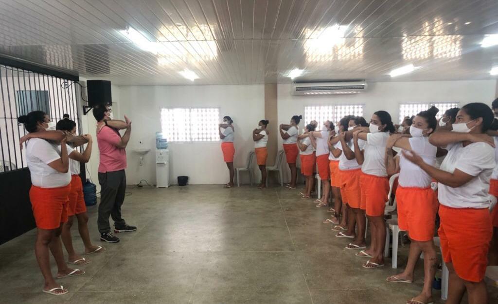 Instituto Penal Feminino Auri Moura Costa (IPF) realiza ações alusivas ao Outubro Rosa para internas