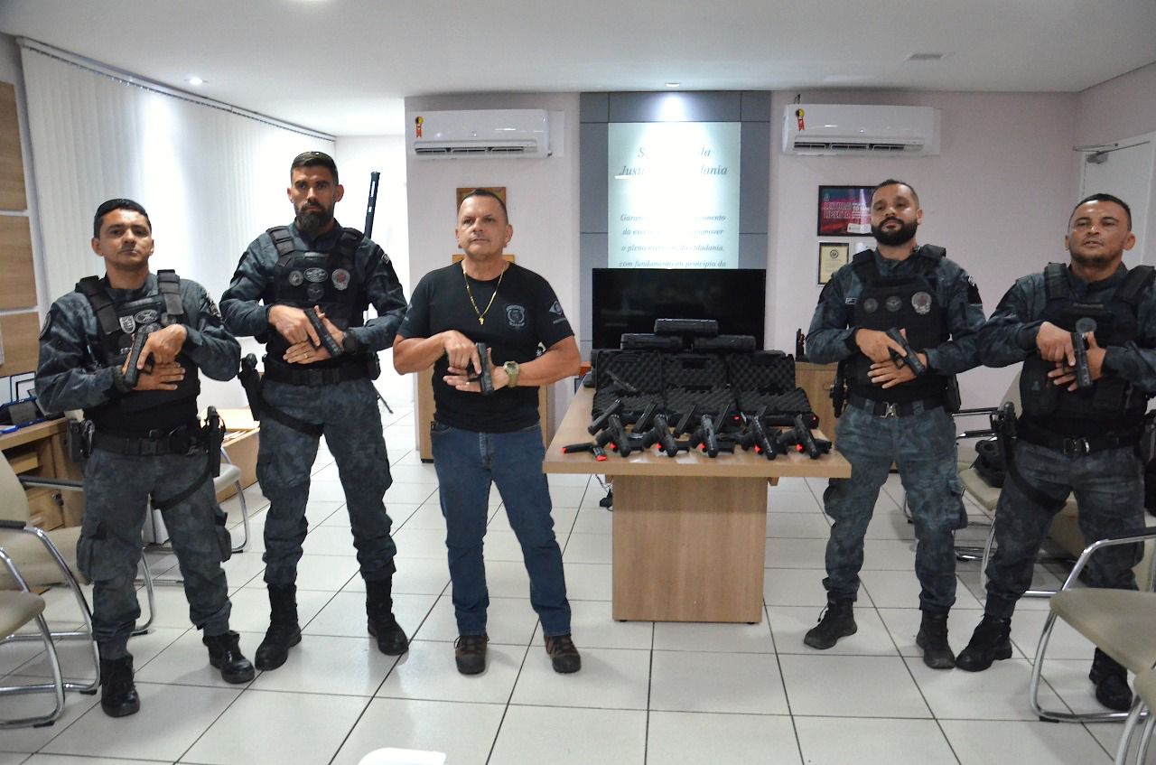 SAP equipa polícia penal cearense com mais 800 novas pistolas Beretta APX 9MM