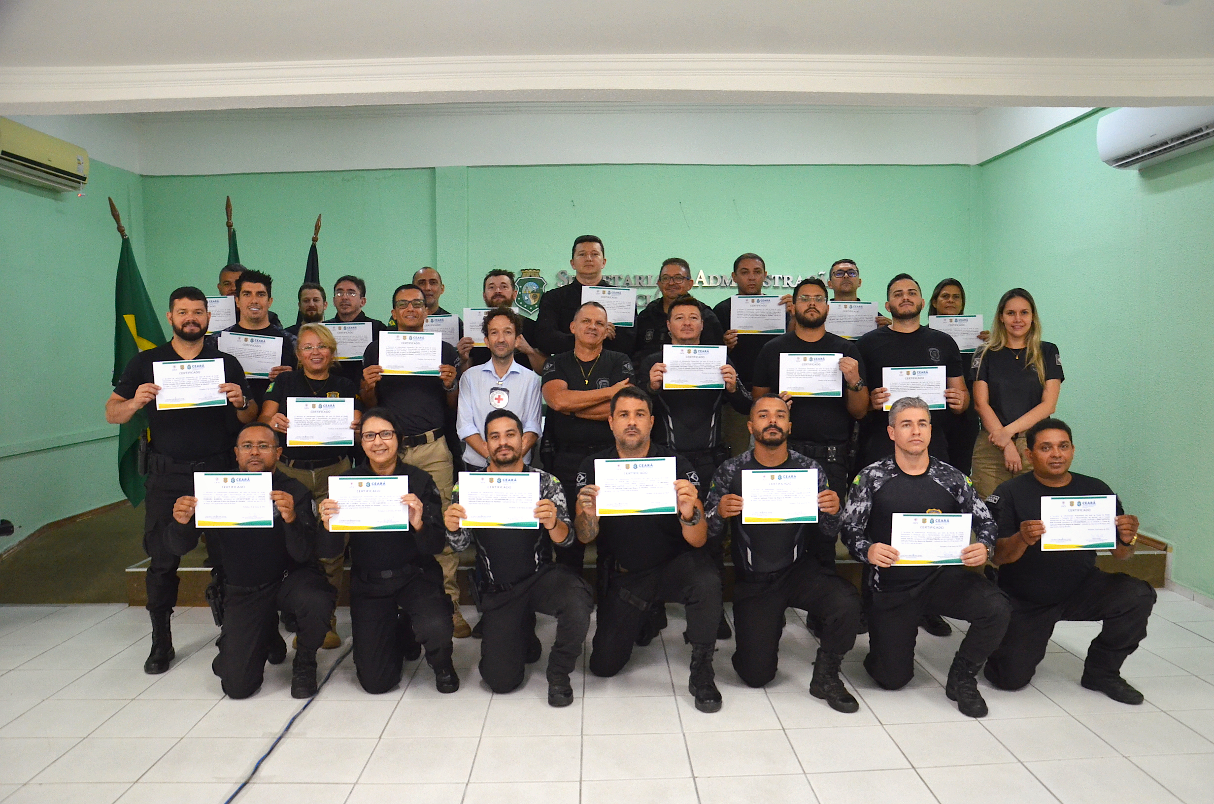 Comitê Internacional da Cruz Vermelha certifica policiais penais do Ceará em curso sobre regras humanitárias de “Mandela”