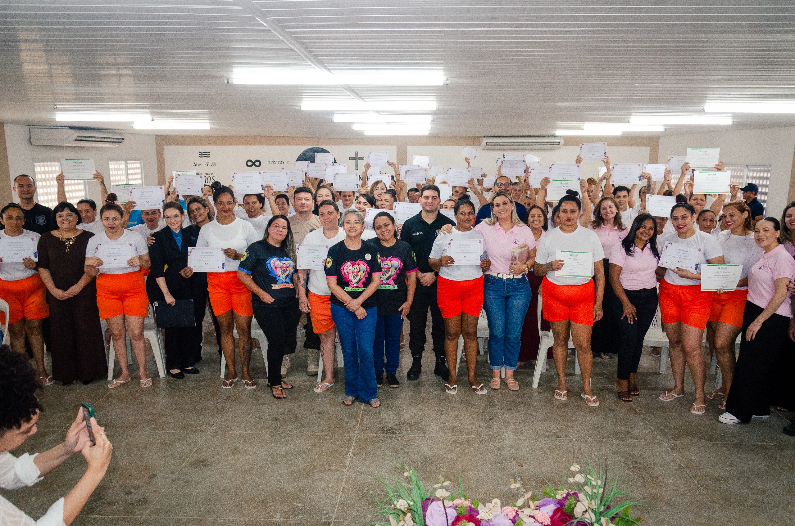 Internas da unidade prisional feminina de Aquiraz são certificadas em projeto musical e celebram ações diversas de ressocialização