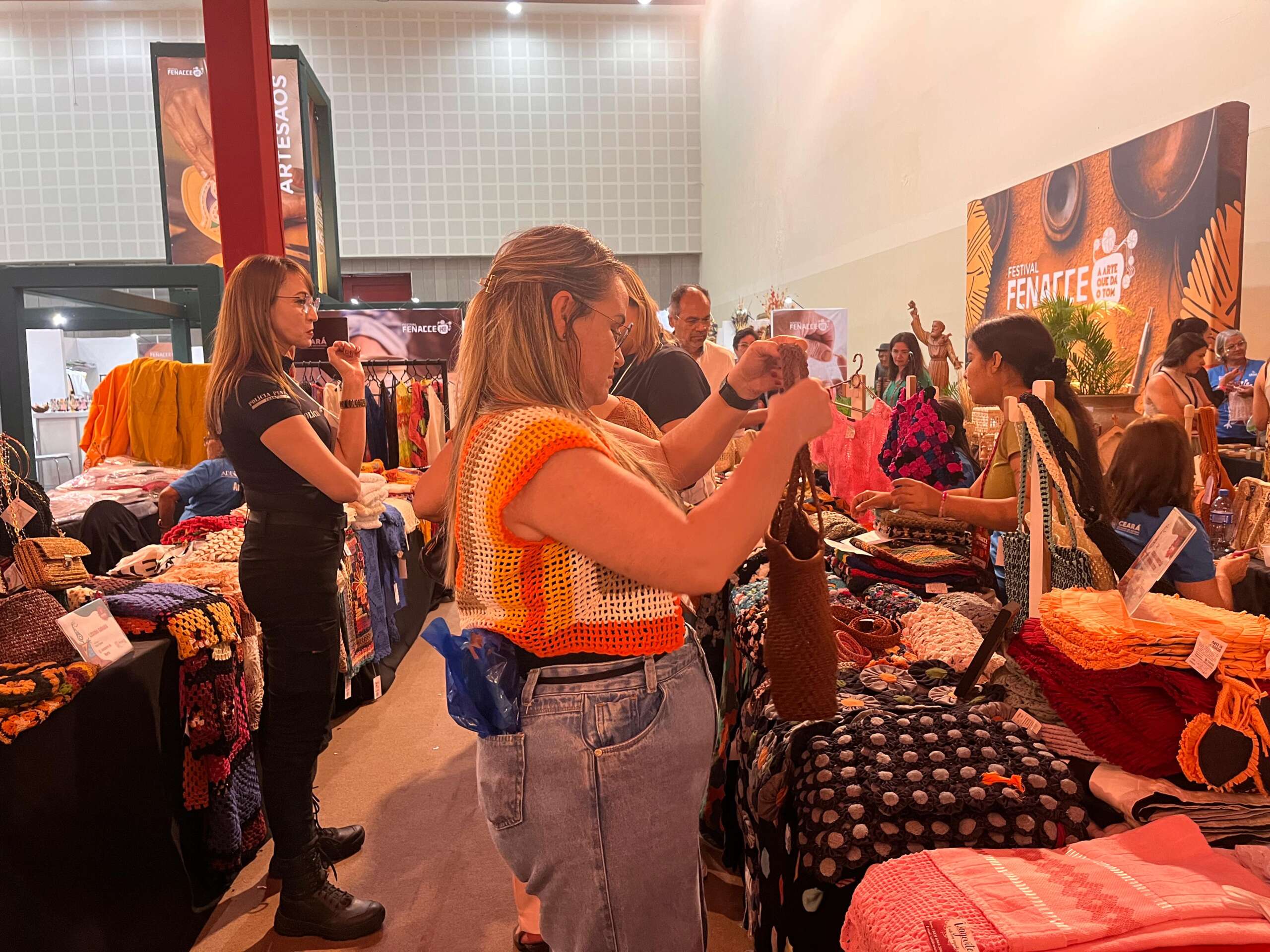 Artesanato produzido por internos do sistema prisional do Ceará participa da 7ª Feira Nacional de Artesanato e Cultura
