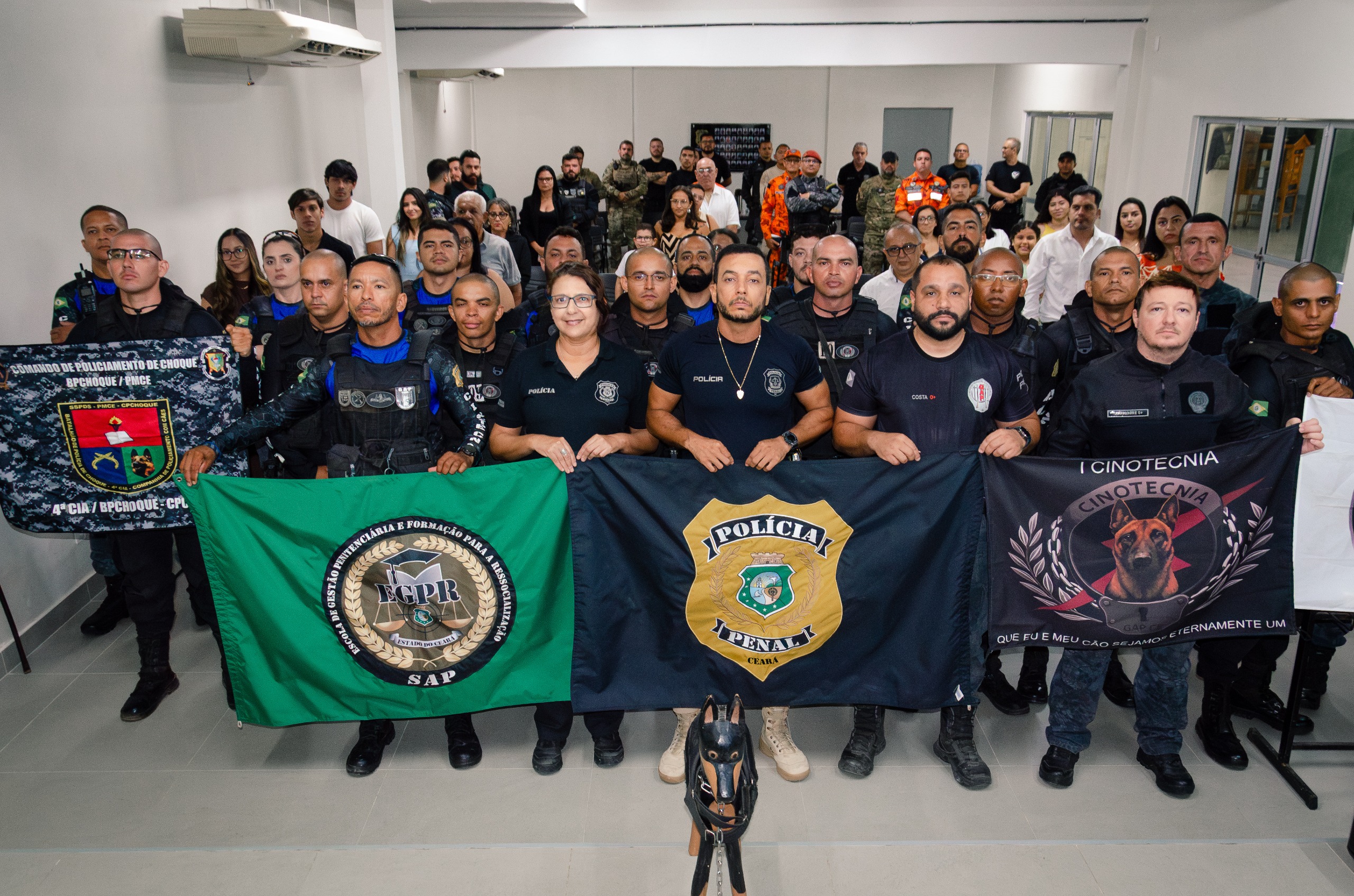 SAP realiza cerimônia de certificação do I Curso de Cinotecnia da Polícia Penal do Ceará
