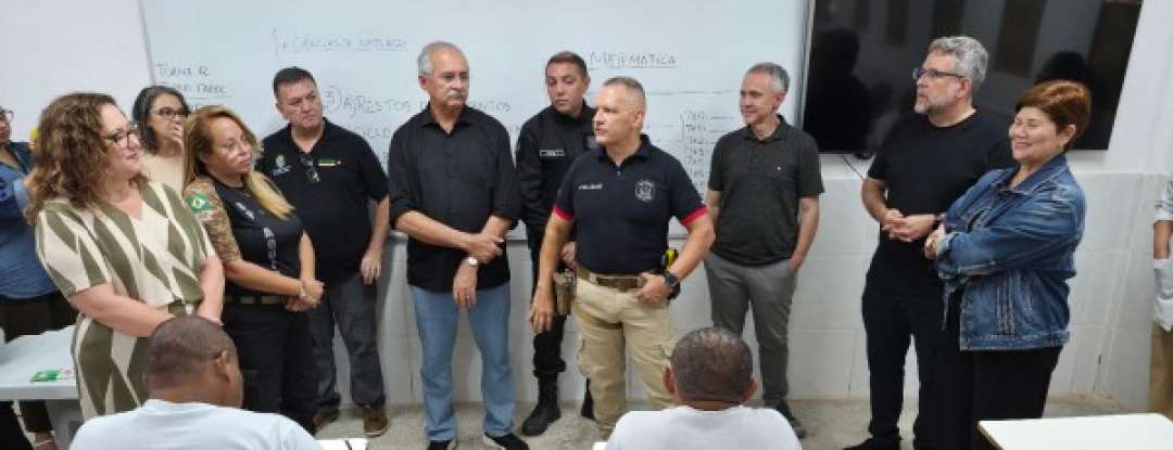 Representantes da Assembleia Legislativa do Estado do Ceará visitam sistema prisional para criar parceria que visa a ampliação dos projetos de educação para pessoas privadas de liberdade