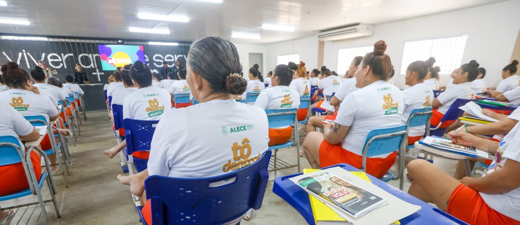 Alcance Enem realiza aula inaugural no Instituto Penal Feminino Auri Moura Costa