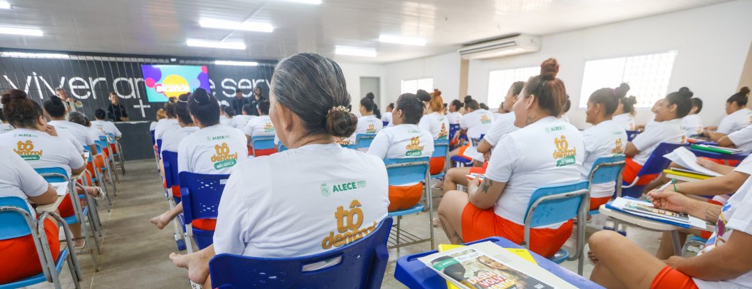 Alcance Enem realiza aula inaugural no Instituto Penal Feminino Auri Moura Costa