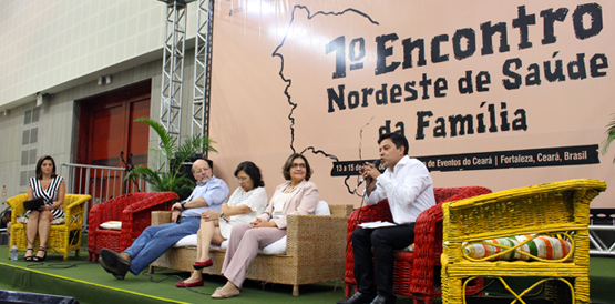 Com homenagem a pioneiros, painel retrata 25 anos de Saúde da Família