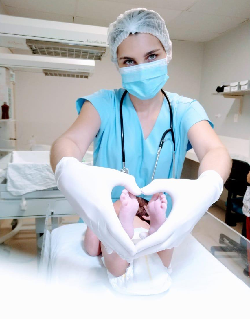 Gesto de amor e cuidado: teste do pezinho promove diagnóstico precoce para recém-nascidos e protege o futuro do bebê