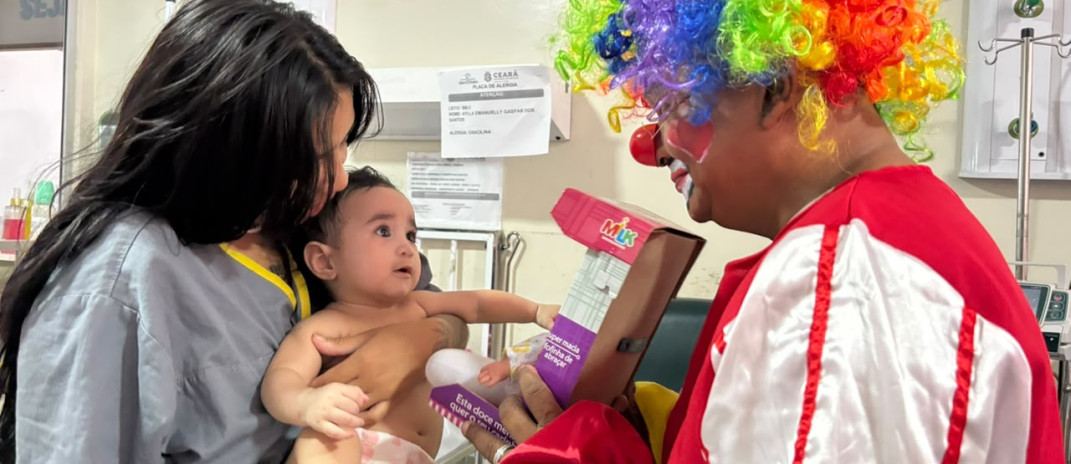 Semana da Criança: brinquedos e afeto transformam a rotina de pacientes no Hias
