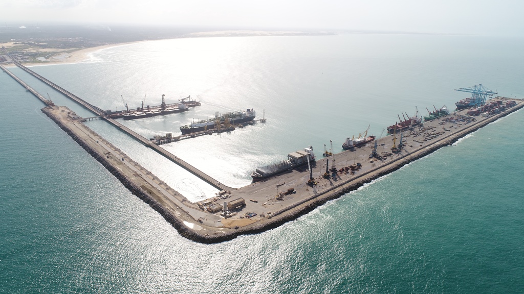 Porto do Pecém atinge sua melhor marca em histórico de navios atracados