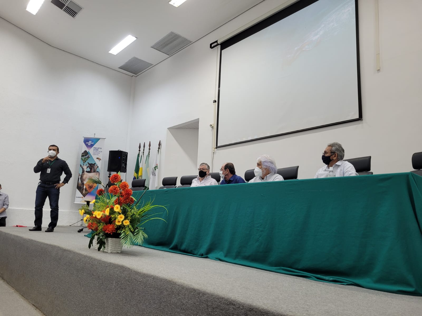 Secretário Maia Júnior participa do Programa LIDER em Crateús