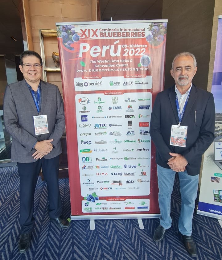 Governo do Ceará, por meio da Sedet, apresenta no Peru as vantagens competitivas para produção de mirtilo em território cearense