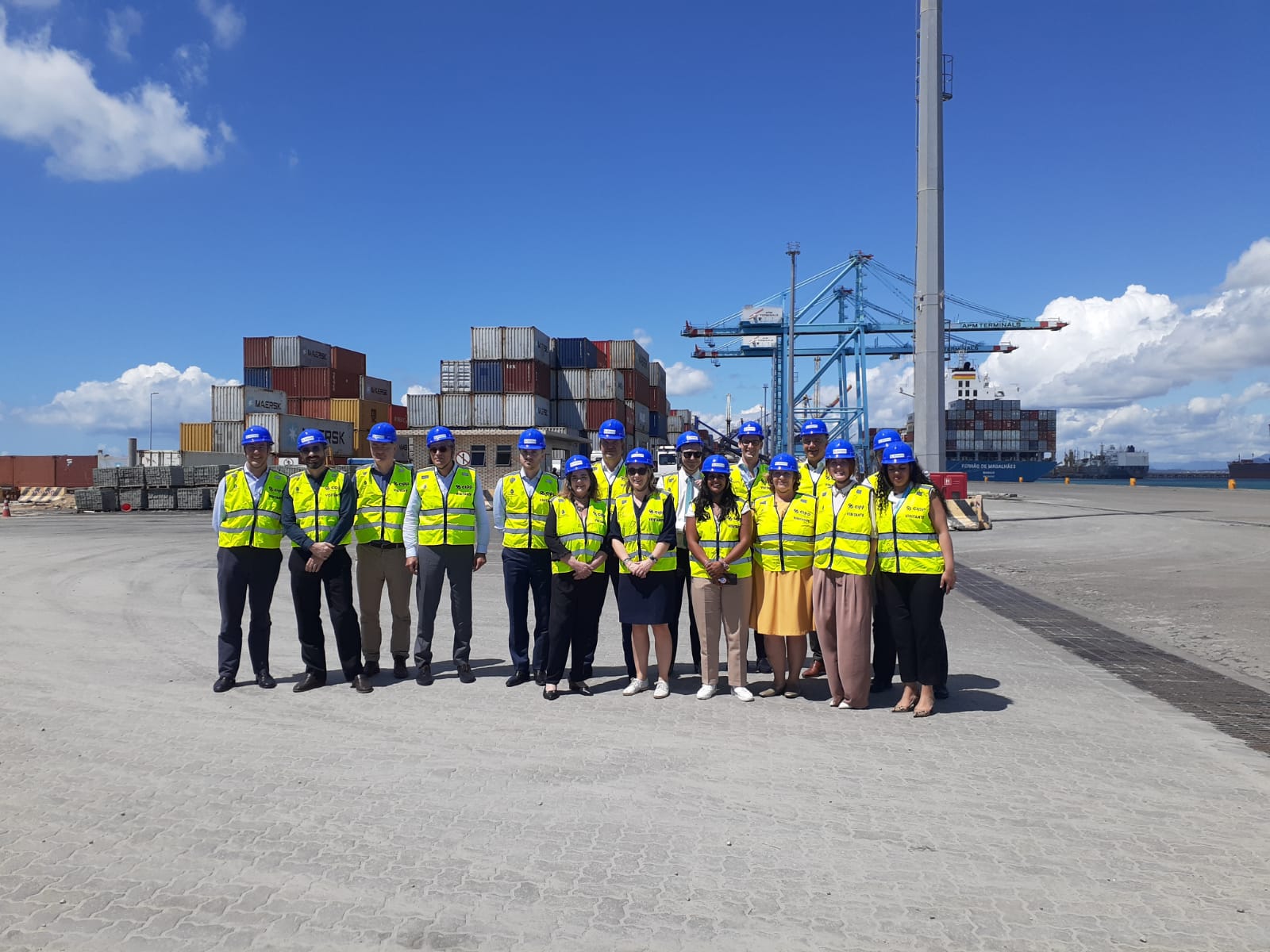 Comitiva de empresários holandeses visita Complexo do Pecém