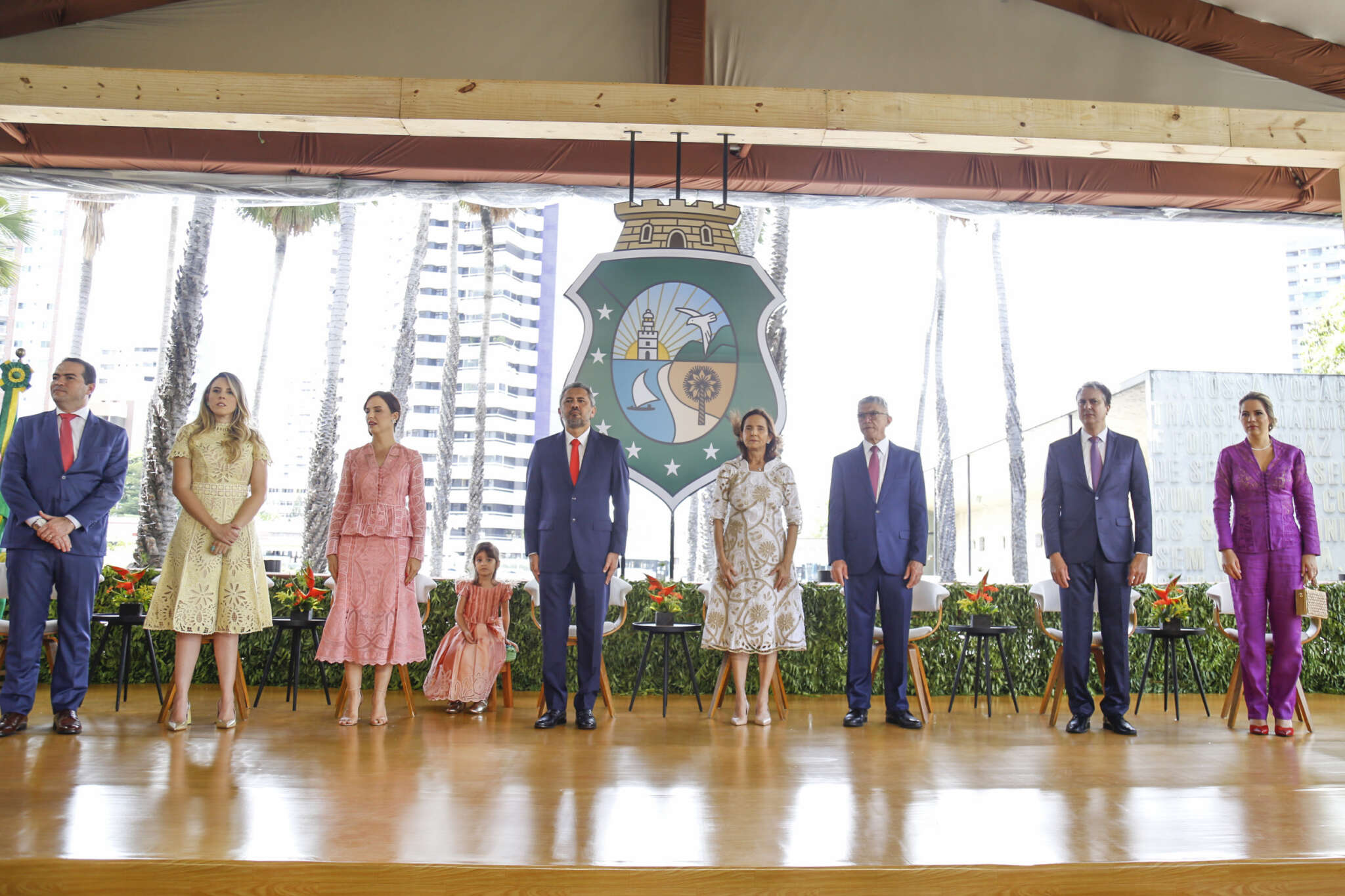 Elmano de Freitas toma posse como governador do Ceará e defende justiça e inclusão social