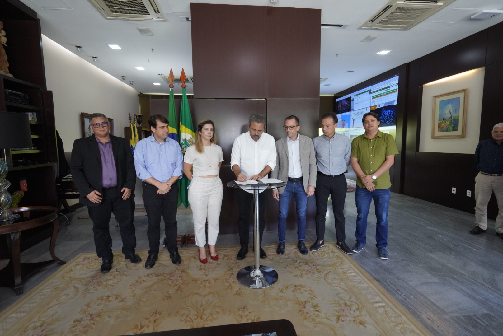 Governo do Ceará concede incentivo para expansão da maior empresa produtora de acerola orgânica do Brasil