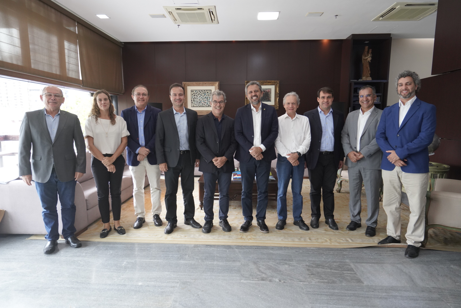 Governo do Ceará e ApexBrasil discutem ampliação de oportunidades econômicas para o Ceará