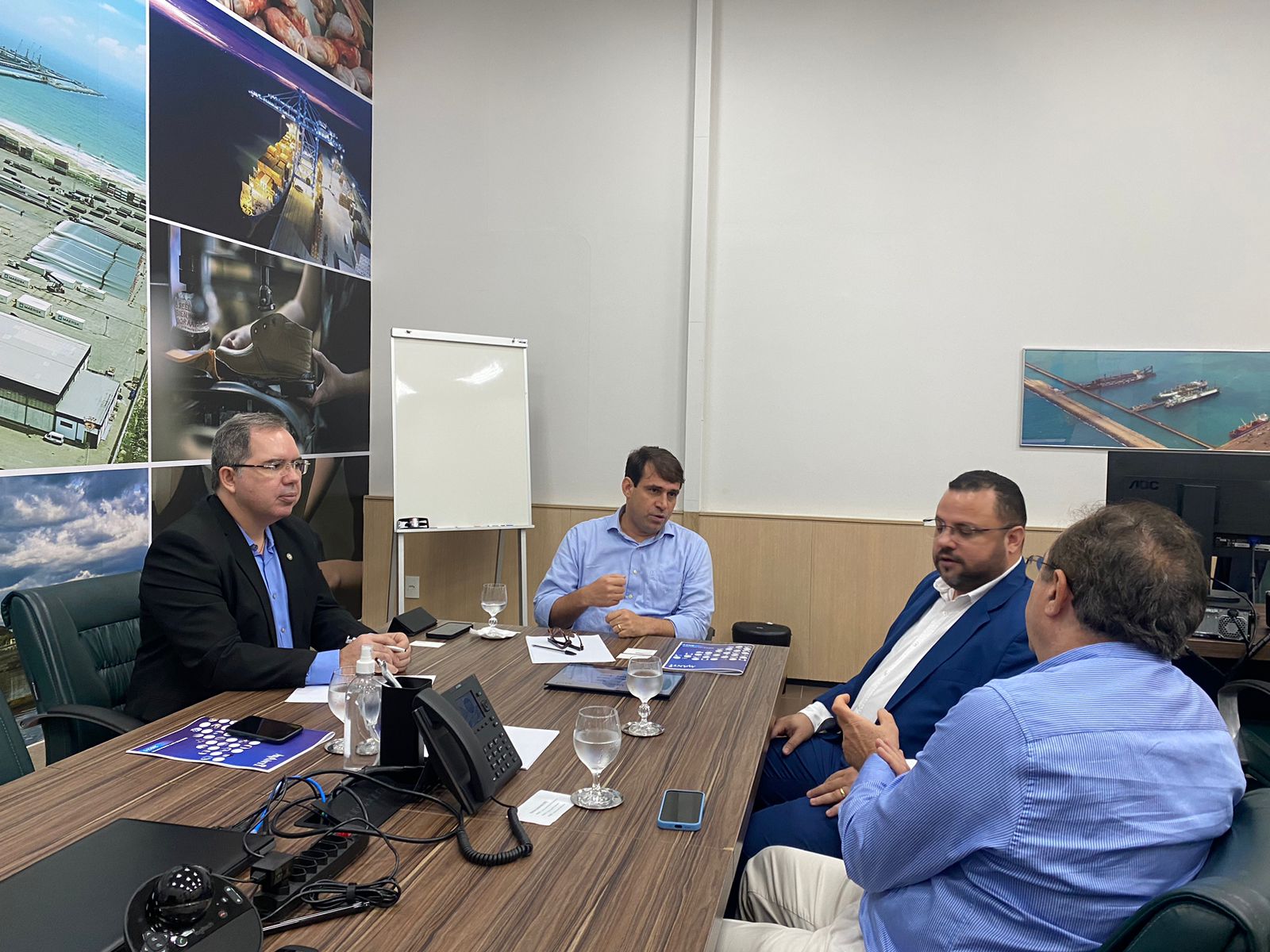 Secretário Salmito se reúne com representante da Avanti Brasil, empresa Dinamarquesa fornecedora de produtos e serviços para setor de energia
