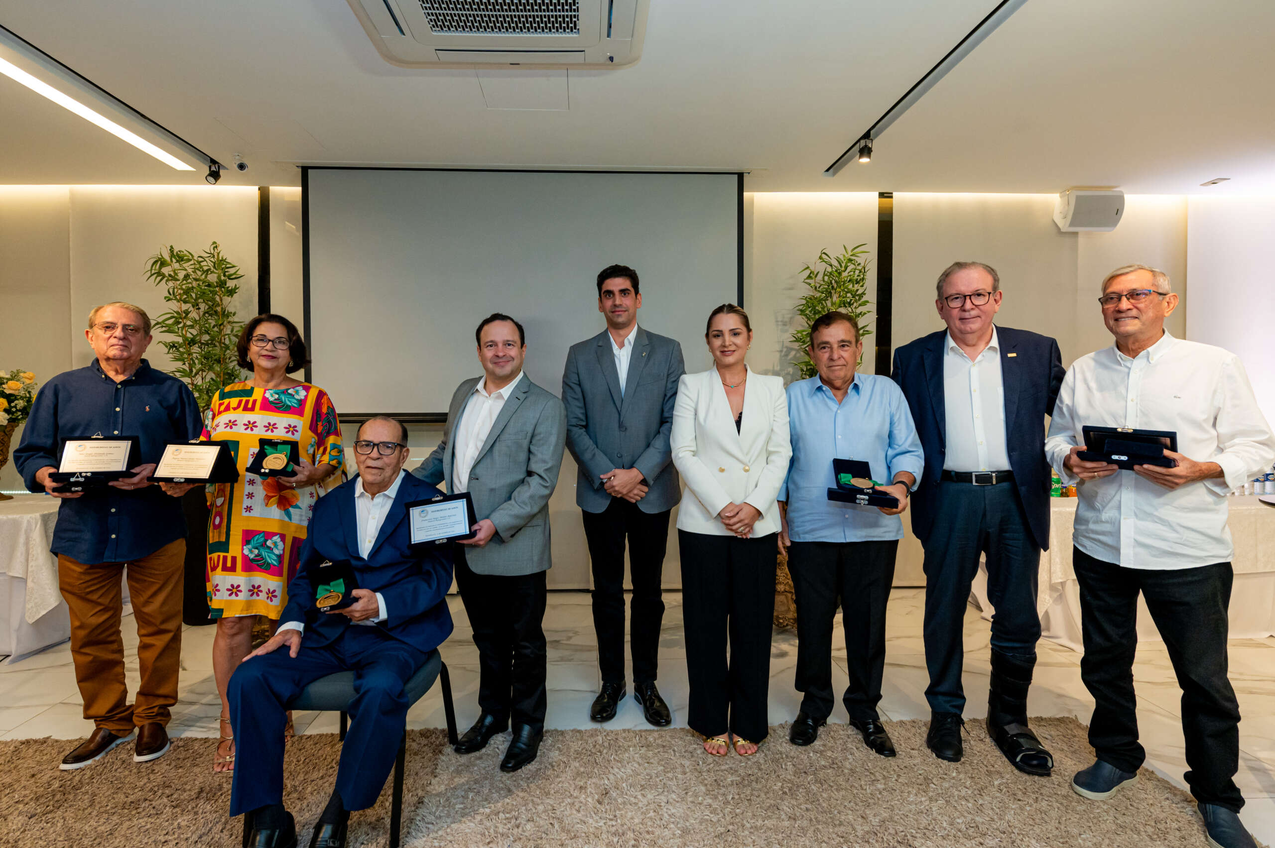 Secretário-executivo da SDE participa da celebração de 50 anos do Sindbebidas