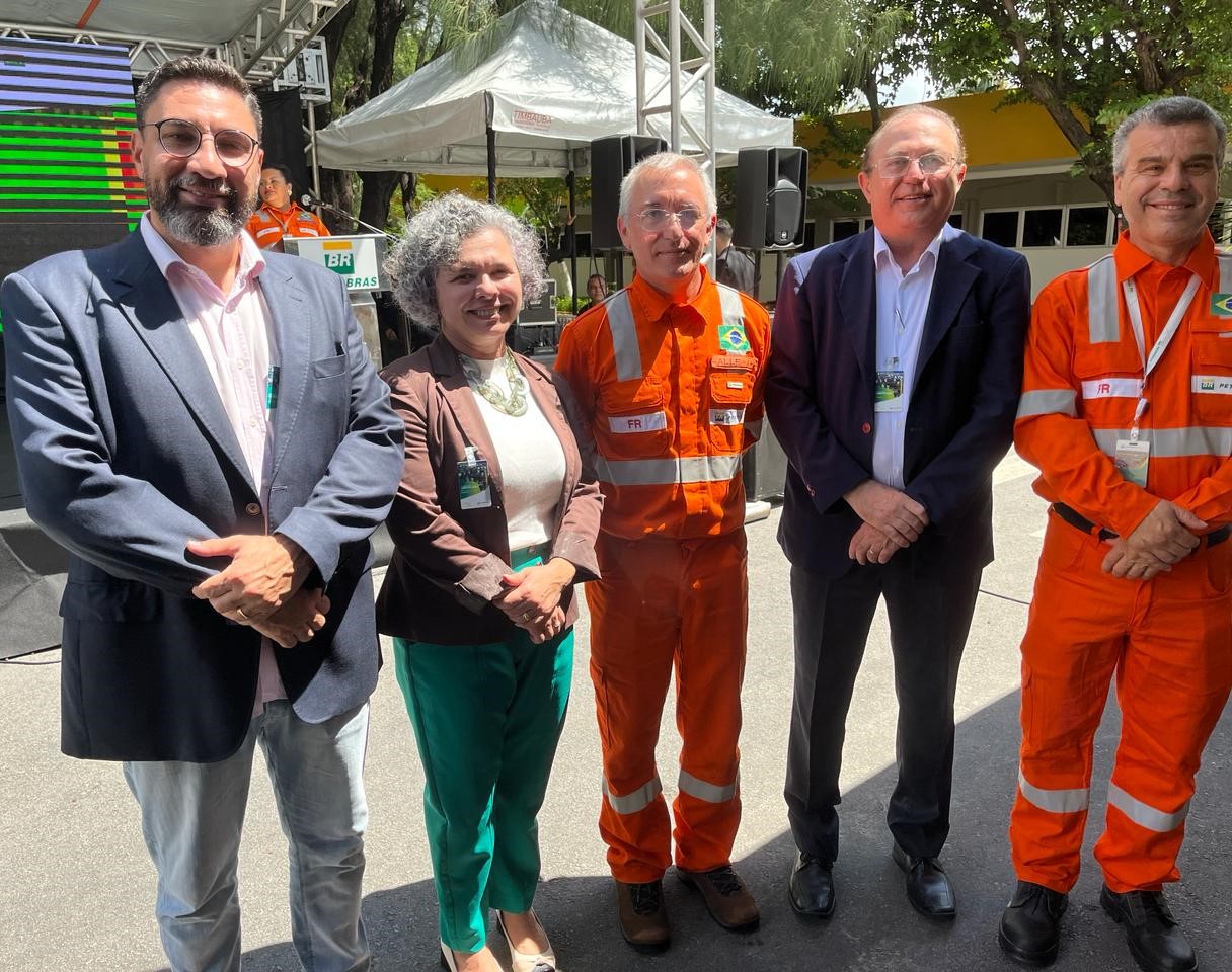 Secretário-executivo da SDE destaca importância de refinaria e seu projeto inovador “Carbono Neutro”