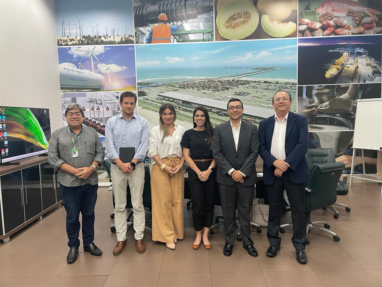 Gestores do Governo do Ceará se reúnem com representantes de empresa especializada em projetos solares fotovoltaicos