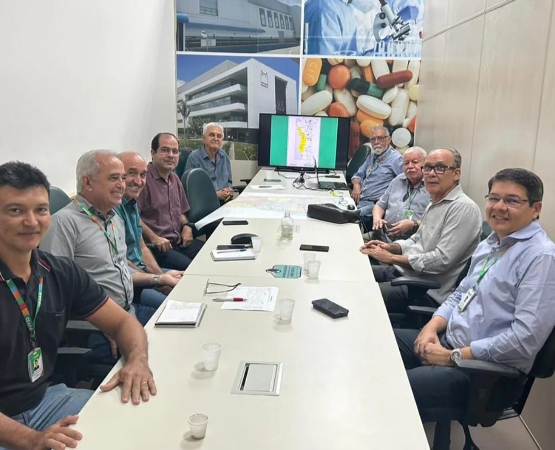 Plano de desenvolvimento da agricultura irrigada do Ceará  é discutido em reunião na SDE